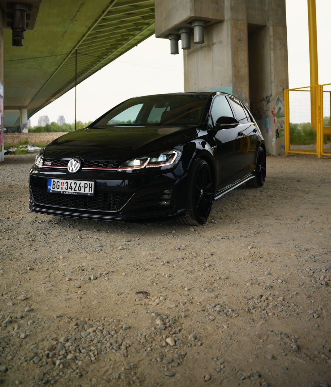 GOLF 7.5 GTI — 77 Automobili Beograd prodaja automobila